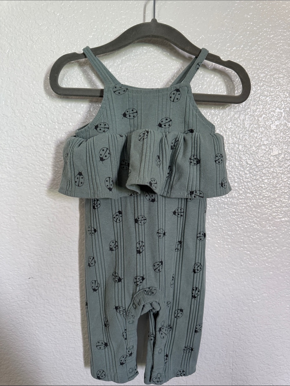 Baby/Toddler Green Ladybug Ruffle Romper 6-9mo